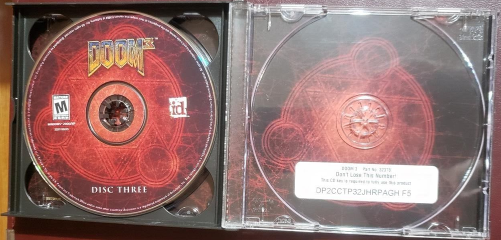 Doom 3 PC CD ROM 3 CD's and Product Key
