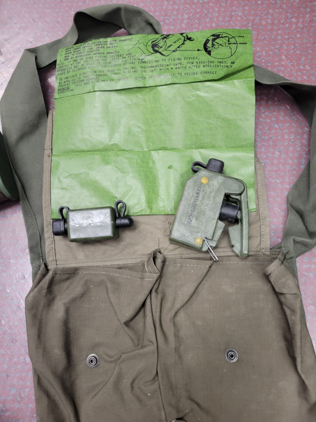 Claymore (M33 (Practice version of M18 Claymore) (APERS)) Great collectible.