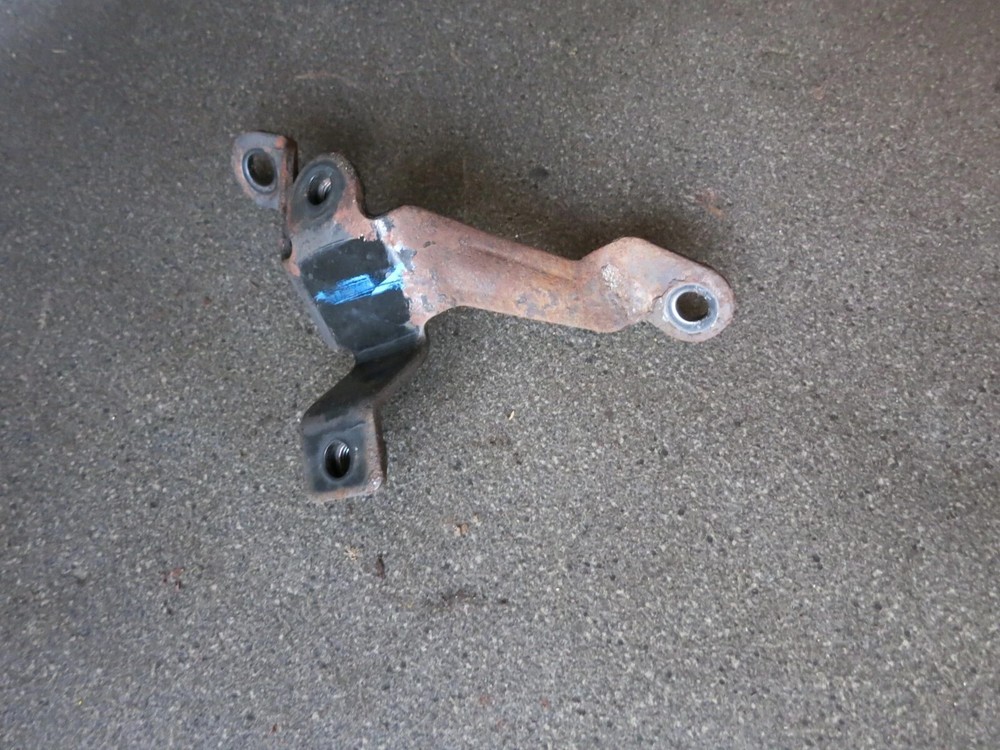 Suzuki Splash 2008-14 Steering Rack to Subframe Bracket