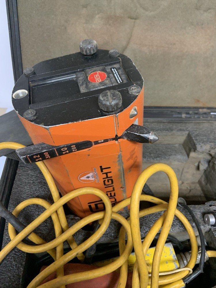 AGL Grade-Light 2700 Pipe Laser Beam Level