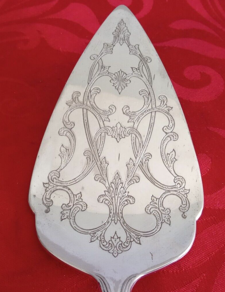 Gorham silverplate Heritage pie server 11 1/2" EUC polished