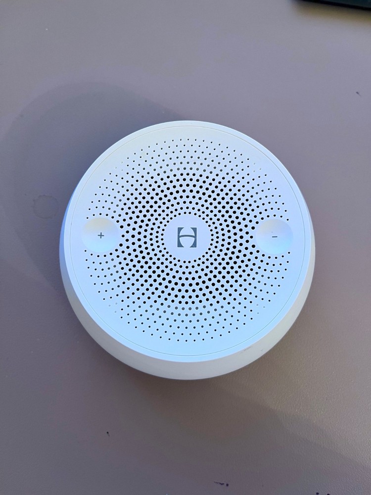 Hatch Rest Mini Sound Machine with Cord - Excellent Condition