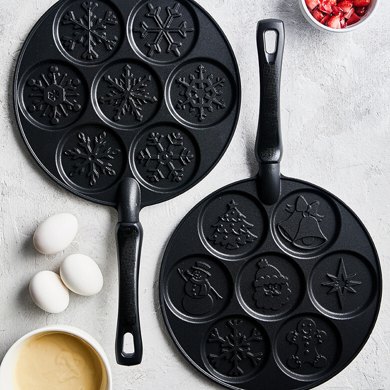 Nordic Ware Falling Snowflake Pancake Pan