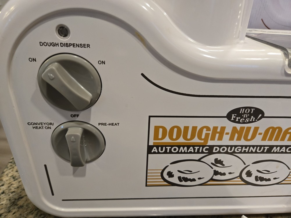 Nostalgia Electrics 2008 "Dough-Nu-Matic" Automatic Mini Doughnut Maker Machine