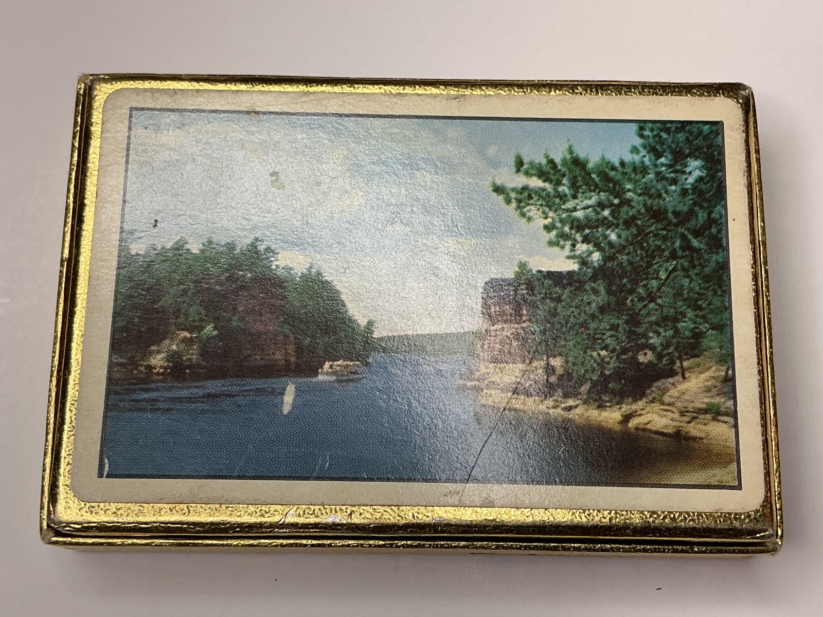 Vintage Beautiful Wisconsin Scenic Souvenir Playing Cards Deck Gold Box
