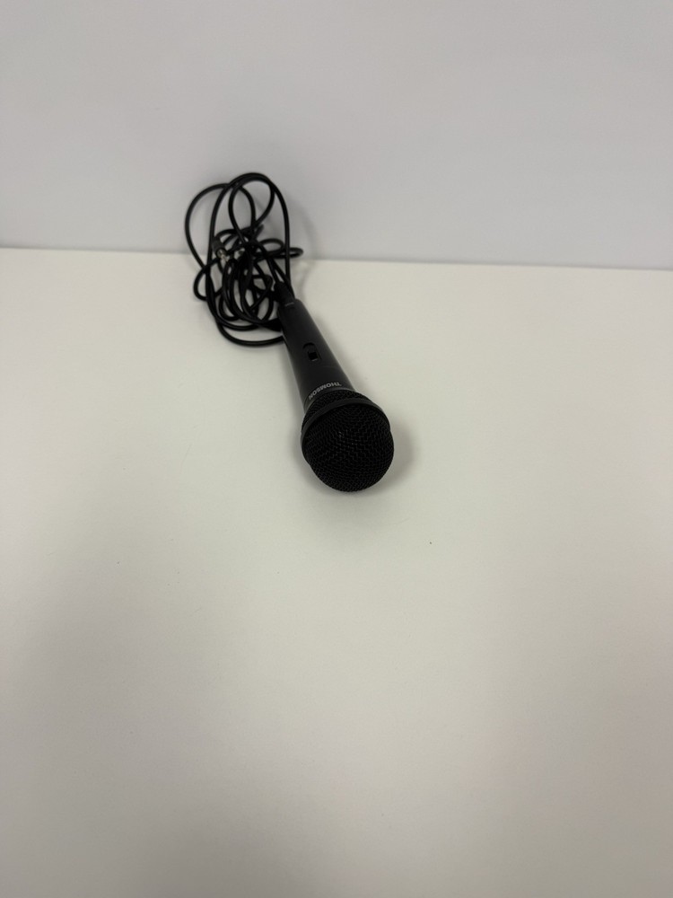 Thomson Dynamic Microphone M150 Black Wired