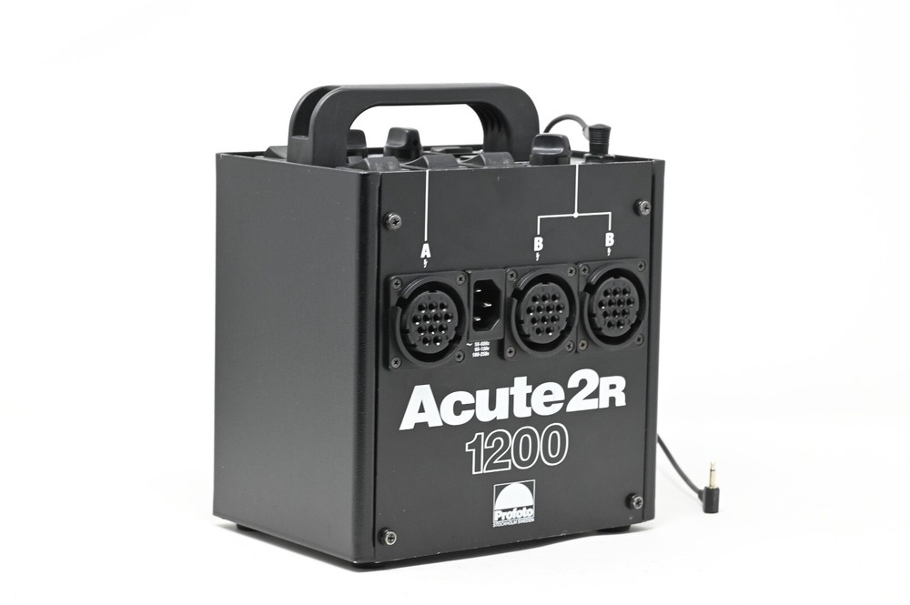 Profoto Acute2R 1200 Generator w/ Sync cable - (#30)