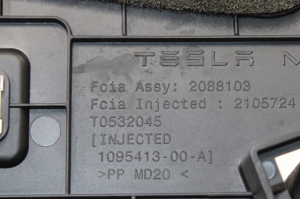 2017 - 2023 TESLA MODEL 3 UNDER DASH LEFT DRIVER SIDE LOWER COVER TRIM PANEL OEM