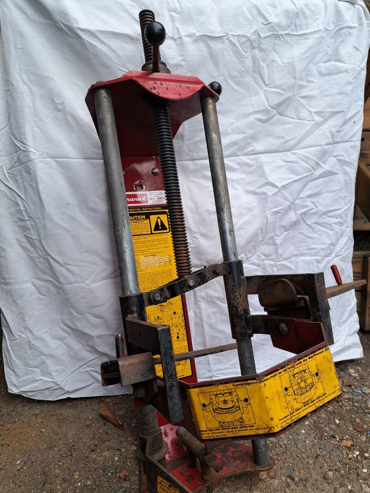 Branick MacPherson Strut Spring Compressor MST-580A