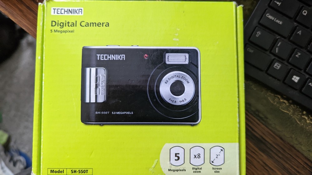 Technika SH-550T 5 Megapixel Digital Camera Black & Silver Untested
