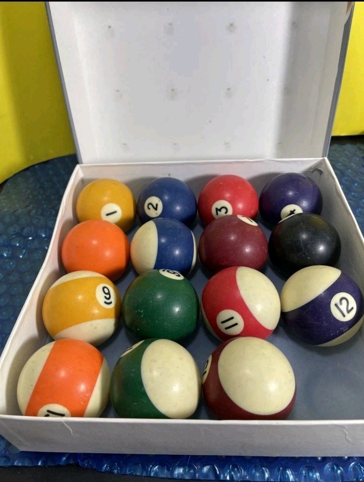 PROFESSIONAL POOL BALL SET Standard 2 1/4” Missing Cue Ball White