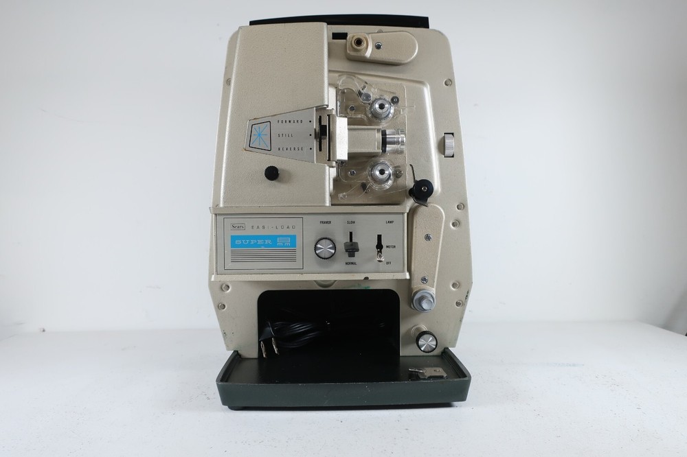 Vintage SEARS 584.92000 Easi-Load Automatic SUPER 8MM Projector