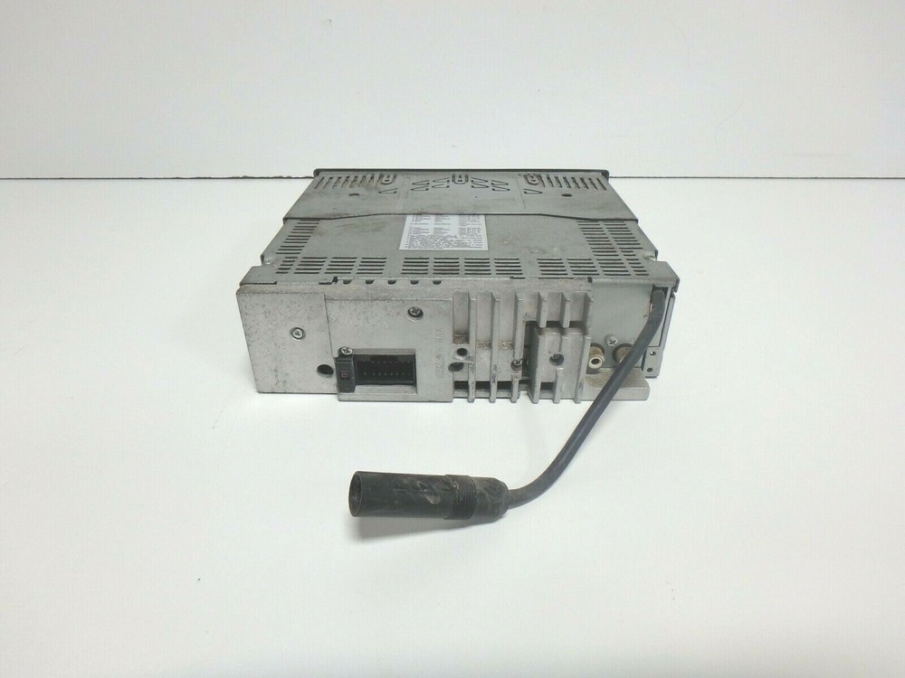ALPINE CAR STEREO CDE-9841 HEAD UNIT COMPLETE / NO HARNESS