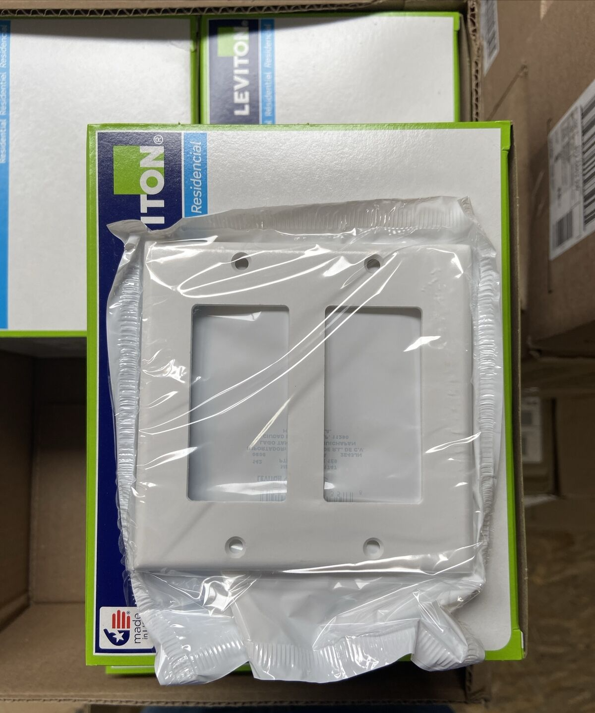10-Pack Leviton 2-Gang Decora Wallplate. White. Std. Size. #80409-W