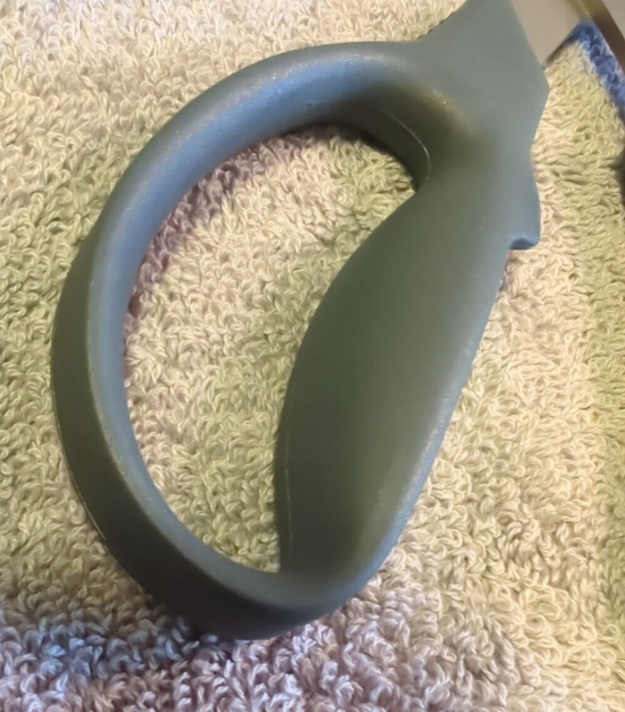 Clauss Scissors/Shears All Purpose Shears Titanium Rubber 18045 Preowned