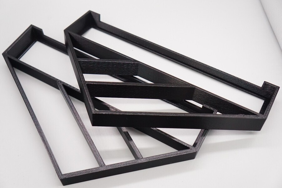 Custom Angled Desk Display Stand for Akai MPC Live 2 Studio Controller (Live II)