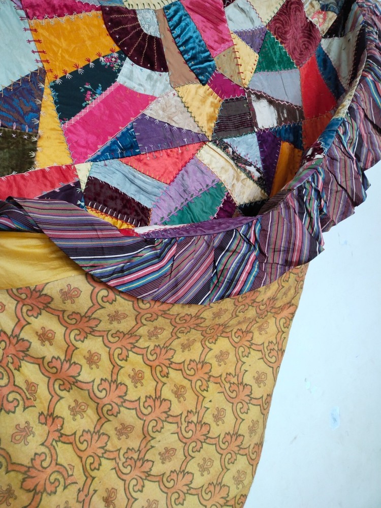 vintage fabulous crazy needlework quilt patchwork hand Quilted item898