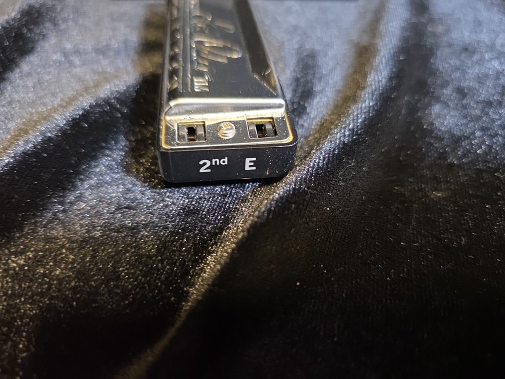 Lee Oskar Harmonica (Major Key Of A) 1ST A 2nd E