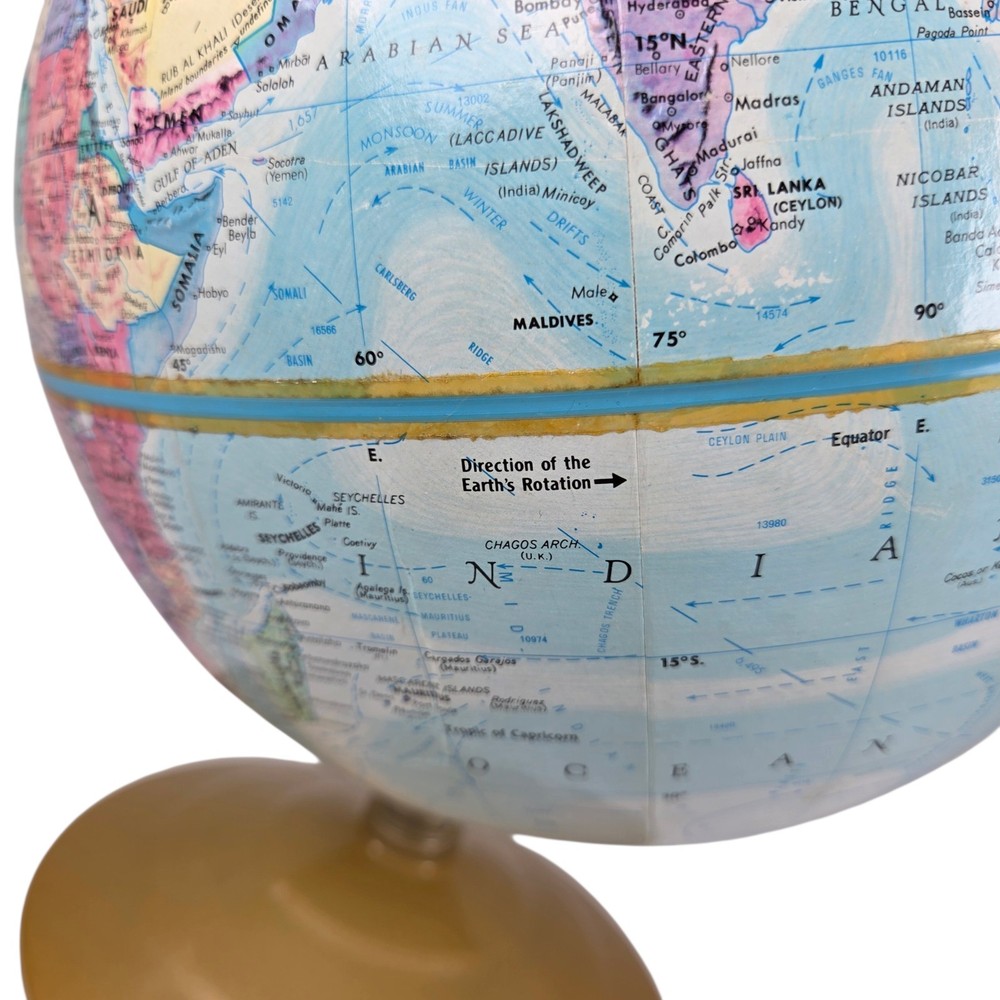 Replogle World Scholar Series 9 Inch Rotating Tabletop Topographical Globe