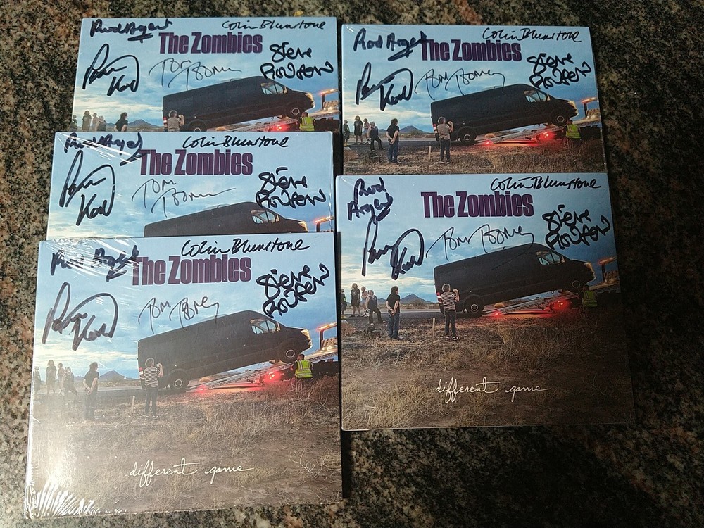 Signed CD The Zombies A Different Game rod argent