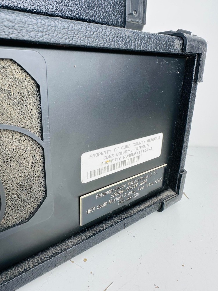 Peterson Audio Visual Tuner Model 5000 Strobe Center With Case
