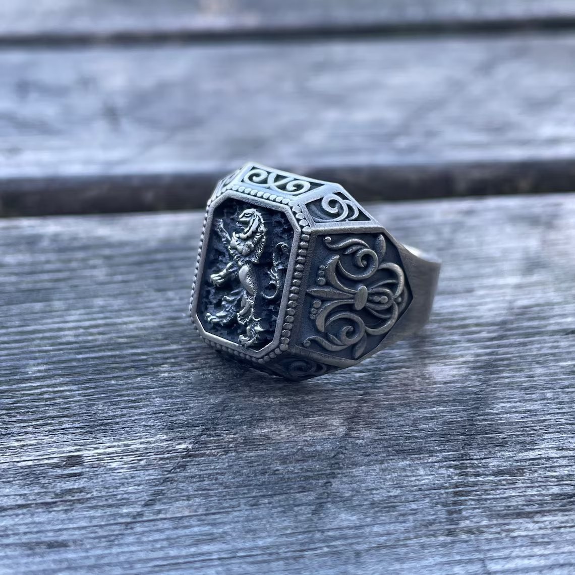 Scottish Rampant Lion Signet Ring 925 Sterling Silver Oxidized Ring Duty Free