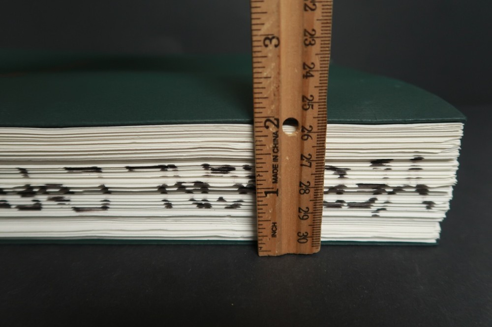 Vertical Coffin Original Book Script Stephen J. Cannell Studios Collection 2003