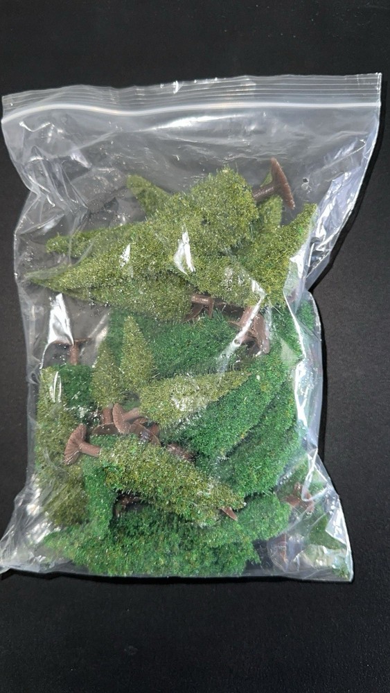 Skylety 35 Pcs Model Trees