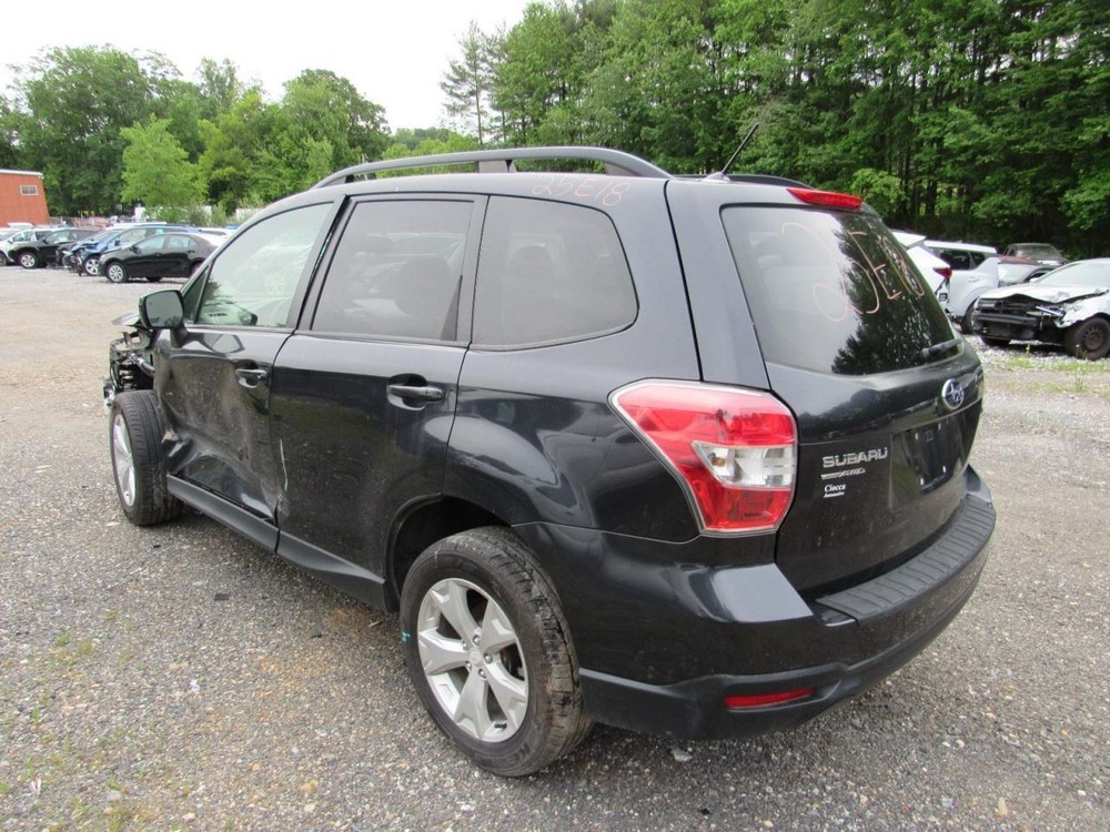 FORESTER 2014 Glove Box 1048275