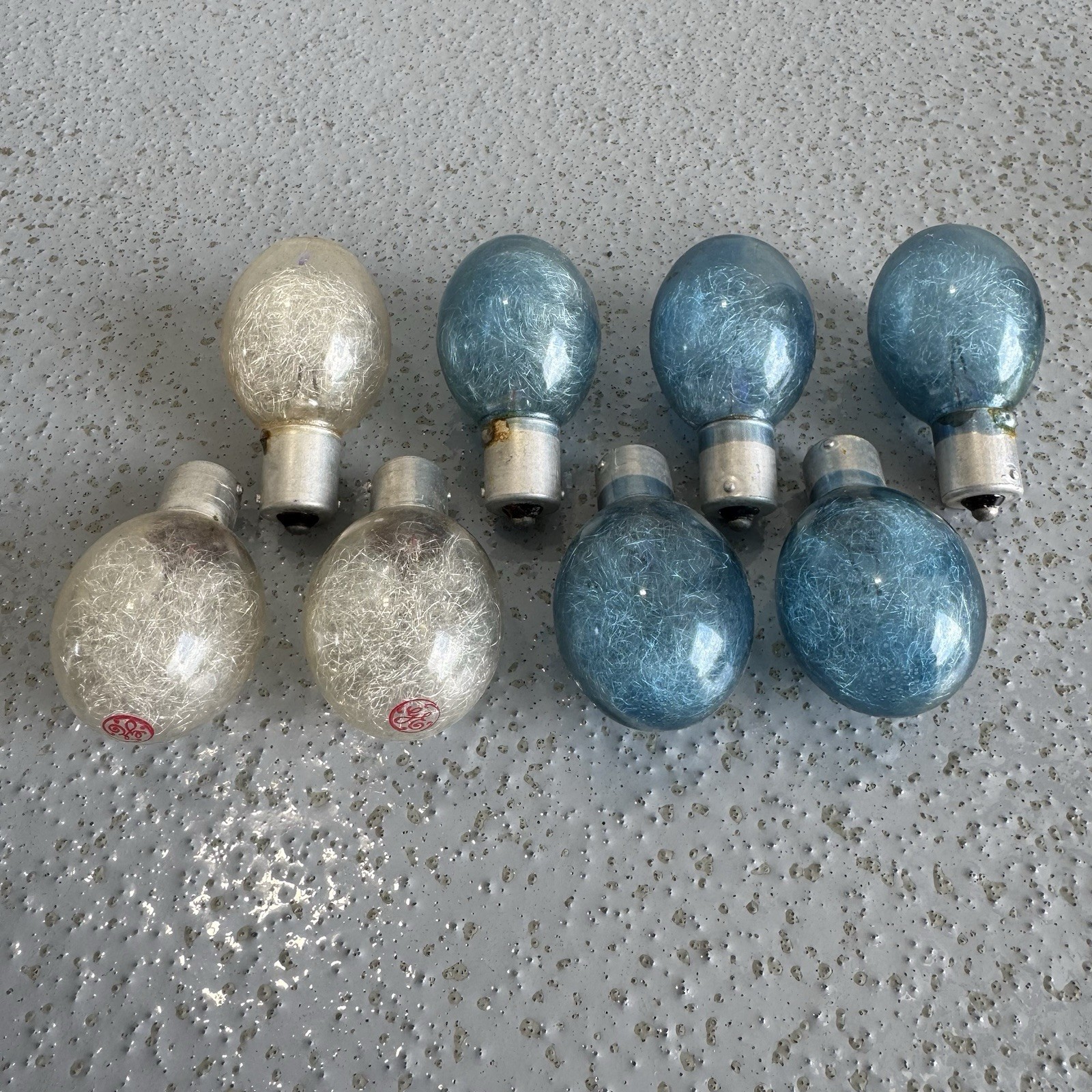 Vintage Argus Super 75 Camera Bundle, UNTESTED Leather Case, Flash, Bulbs, Film