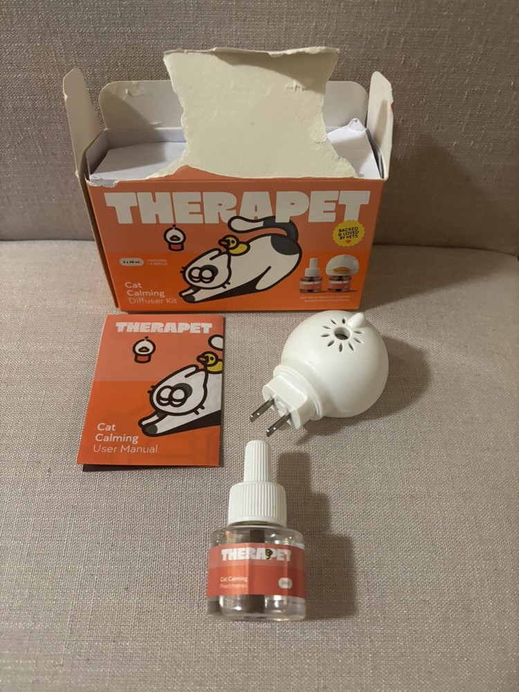TheraPet Cat Calming Diffuser Kit – Pheromone Plug-In, Only 1 diffuser Bottle!