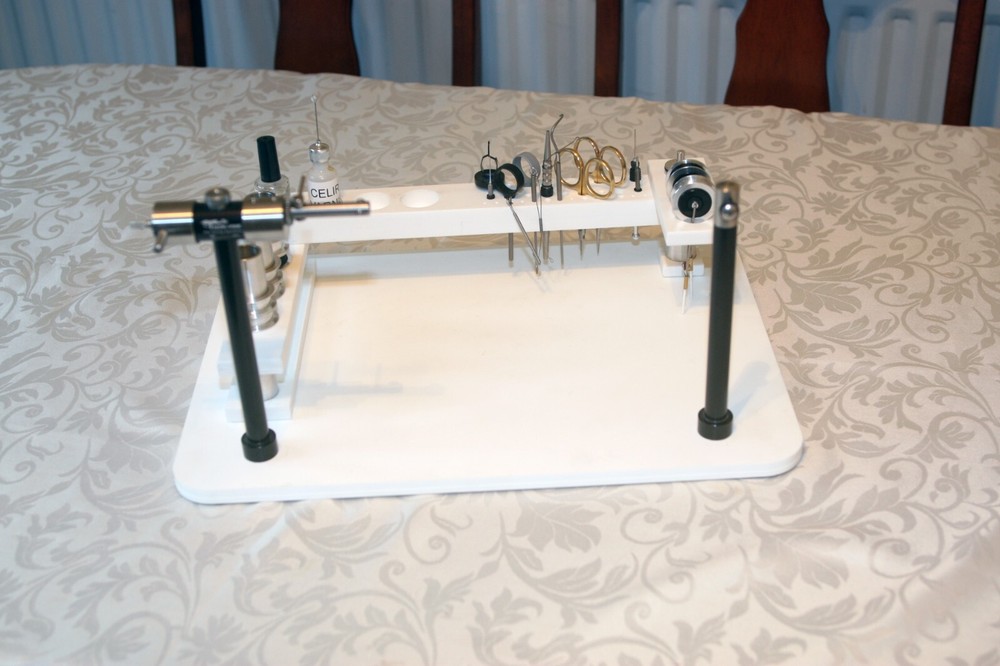 RIGHT HAND FLY TYING STATION - CUSTOM DESIGNED 4 NOR-VISE USERS - SOLID SURFACE