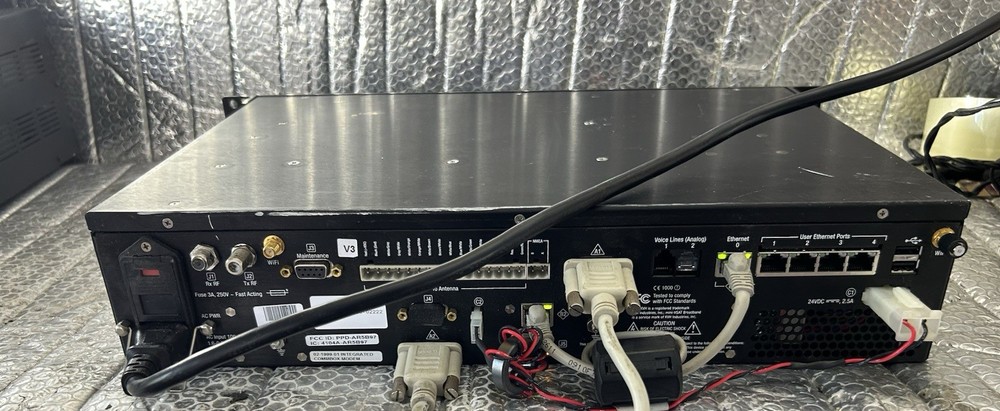 KVH Mini-VSAT Broadband TracPhone V3 Control Unit COMMBOX Modem .