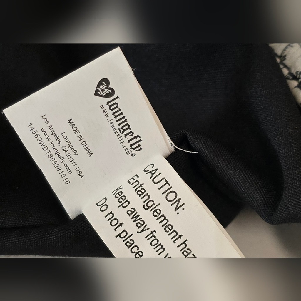 Rare Loungefly Alice in Wonderland Rabbit Hole Satchel