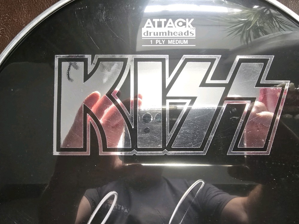 Kiss Band Eric Singer Hand Signed Drum Head 2010 Kiss Music Memorabilia