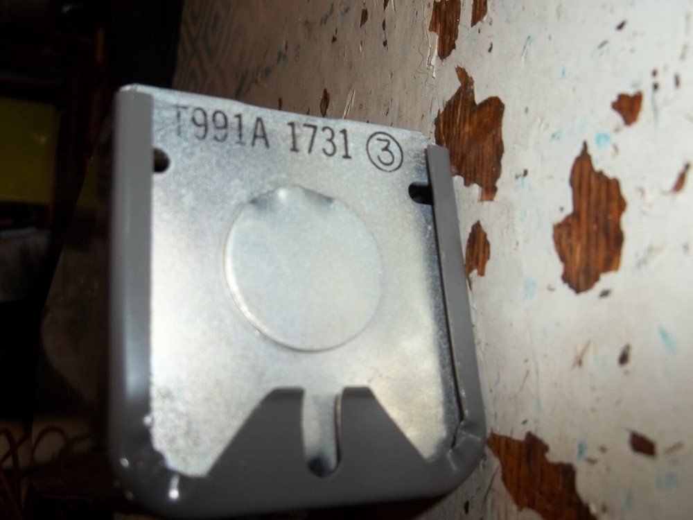 HONEYWELL 1991A 1731 TEMPERATURE CONTROLLER (303-1)