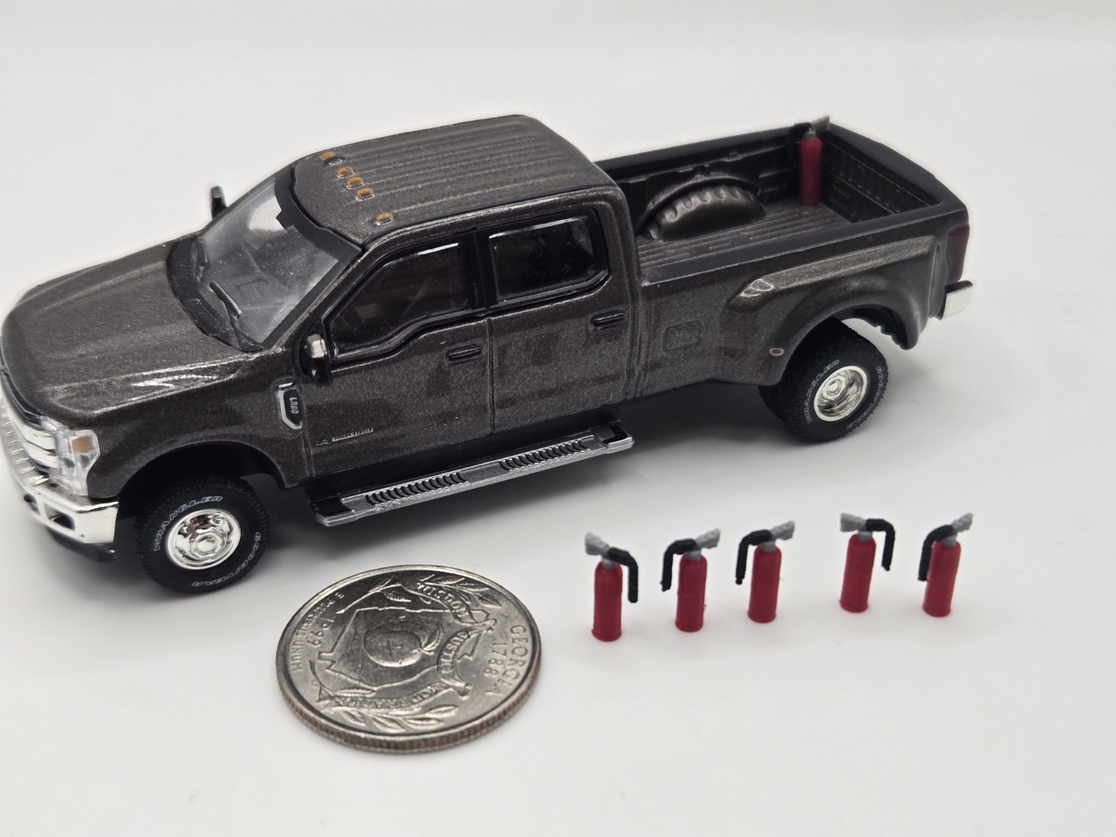 1/64 Scale Fire Extinguisher *6 Pack*