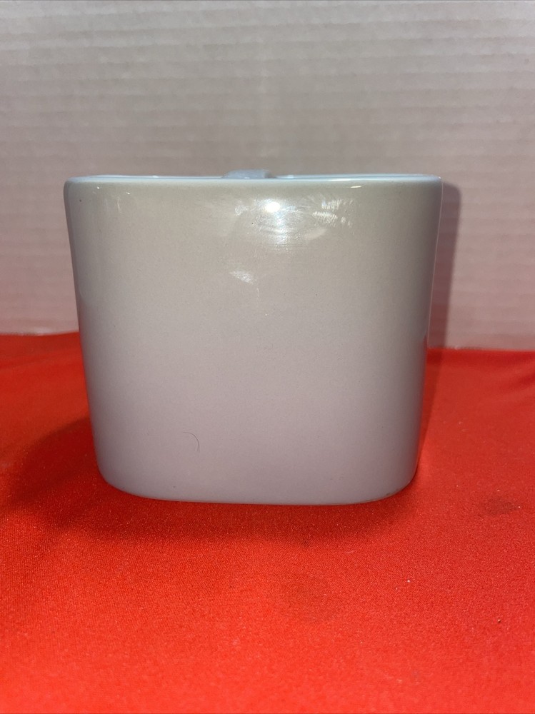 Mainstays Basic Ceramic Toothbrush Holder-Light Gray- Estate Find