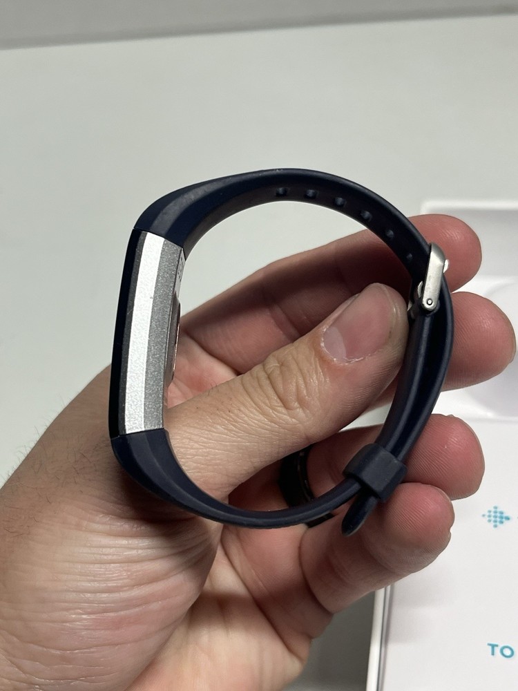 Fitbit Charge Untested