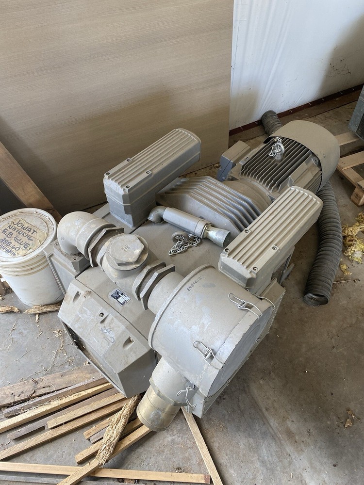 BECKER VTLF500. 2006 Model 24 Hp Vacuum Pump