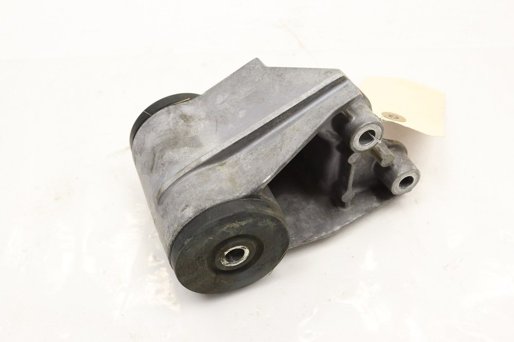 Can-Am Defender HD7 DPS 22 Mount Engine Front 707002636 52063