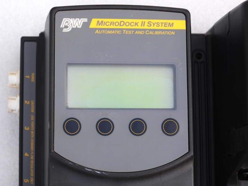 BW MICRODOCK II AUTOMATIC TEST & CALIBRATION SYSTEM GAS DETECTOR DOCKING STATION