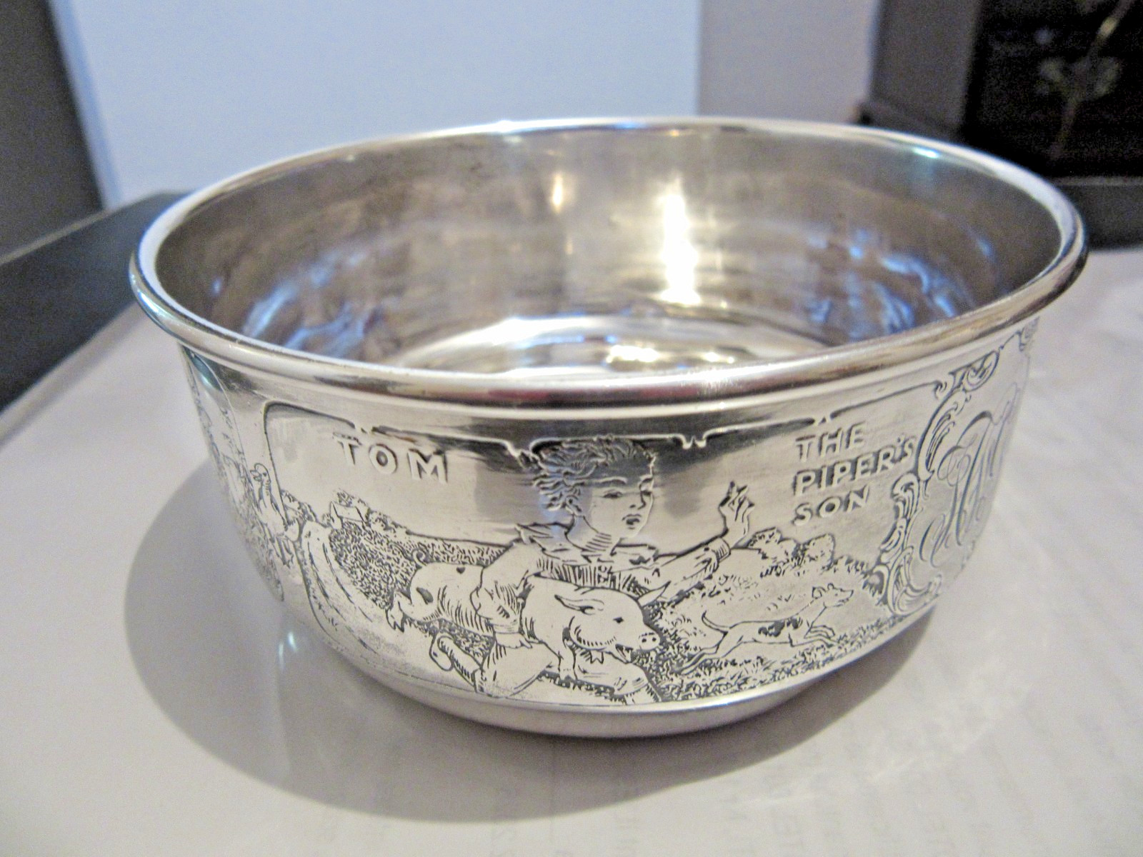 Kerr Sterling 1399 Baby Child Bowl With Engraved Stories Nursery Themes 5.1 Oz