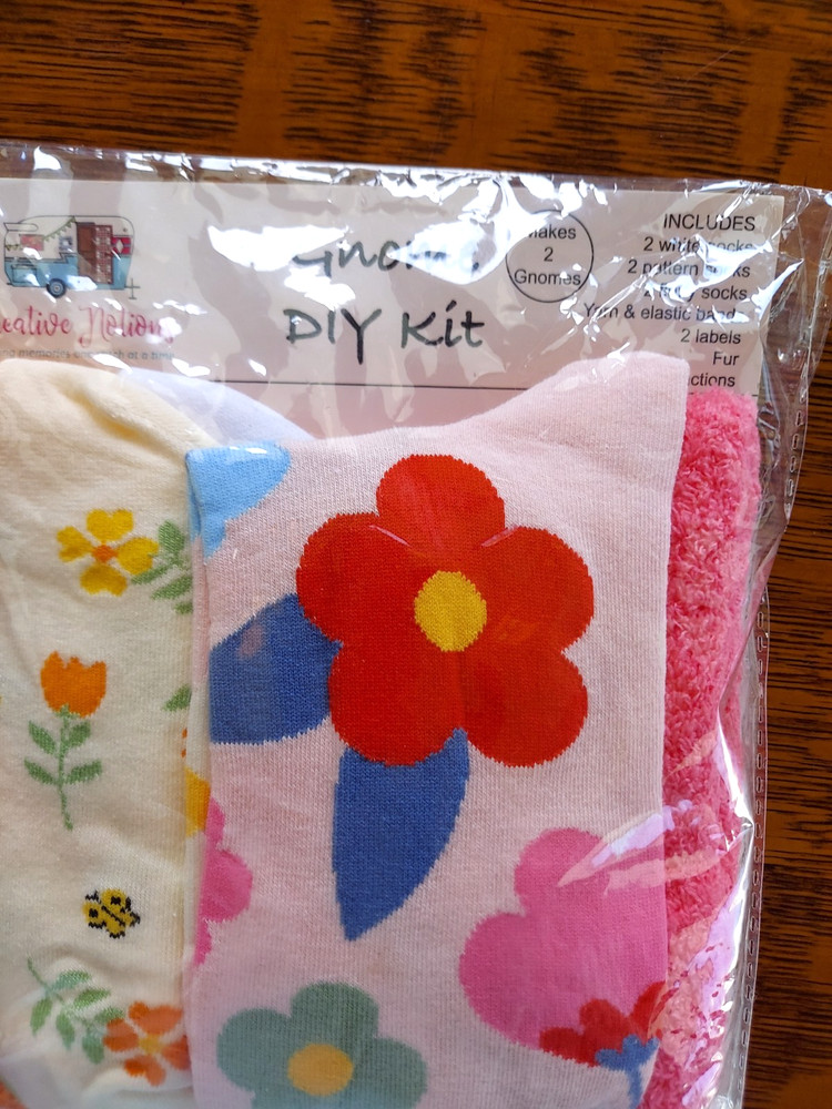 Creative Notions Gnome DYI Kit