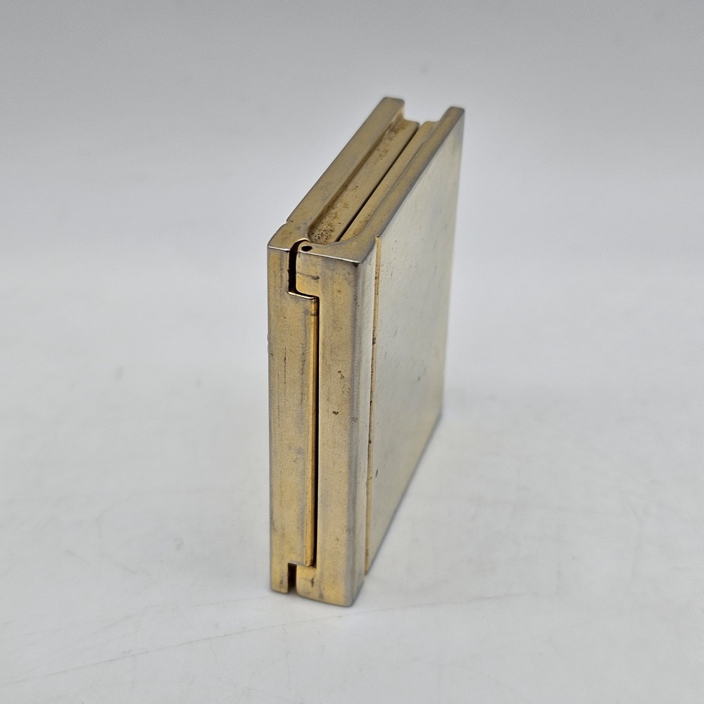 Intel 4004 CPU Clock 25th Anniversary of World's First Processor - Missing Hinge