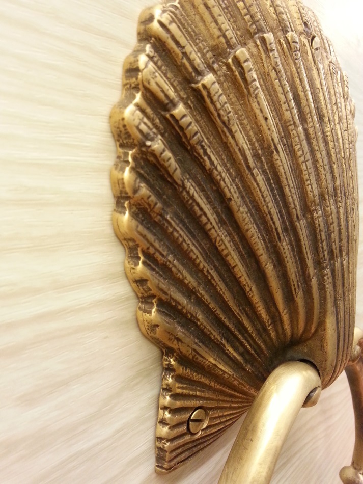 Brass Door Handle Knocker Ring Pull SEA SHELL Figurine Vintage Home Decor Hand