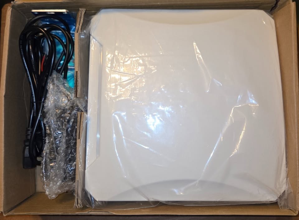 NEW Yanzeo SA810 UHF RFID Reader