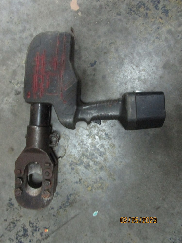 Huskie Tools Cable Cutting Tool