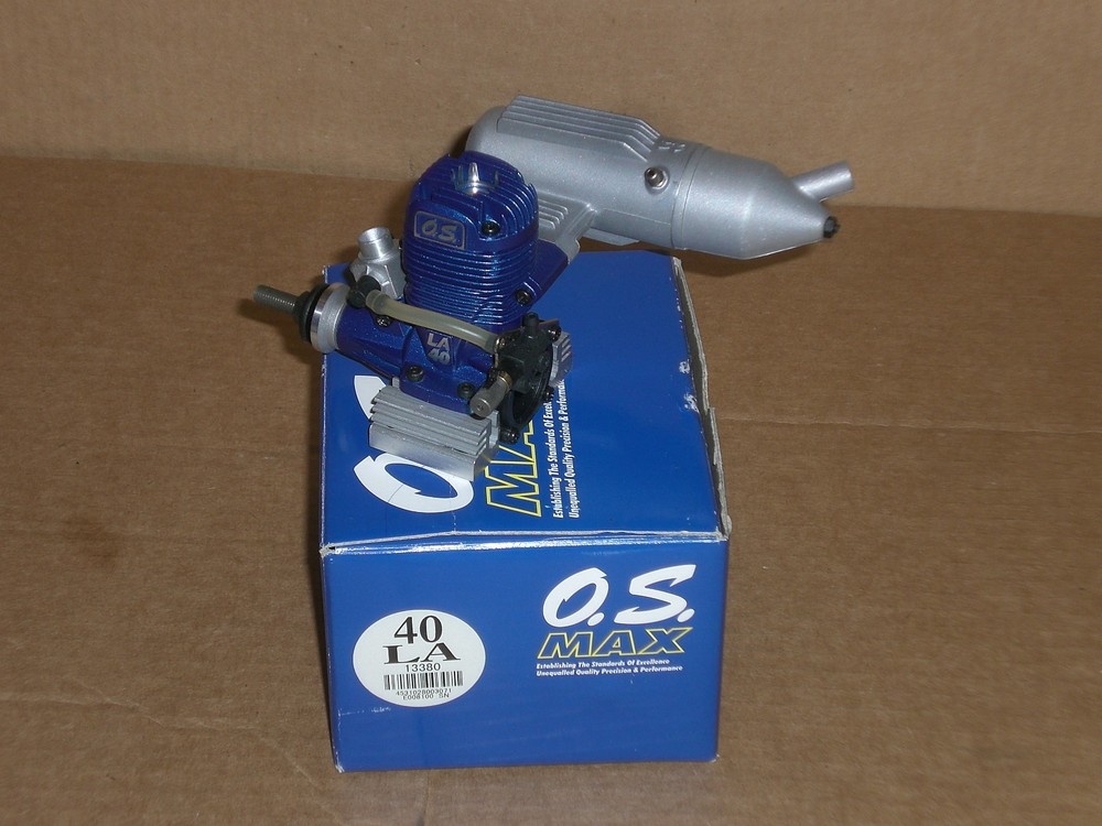 OS MAX 40 LA Model Airplane Engine   Old Stock