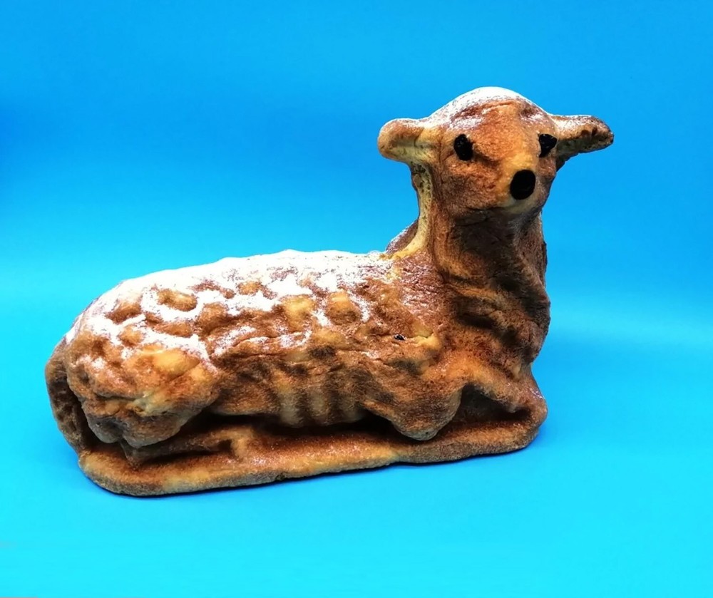 ALUMINUM EASTER MOLD "LAMB" FOR BAKING A FESTIVE ONE-PIECE LAMB CUPCAKE